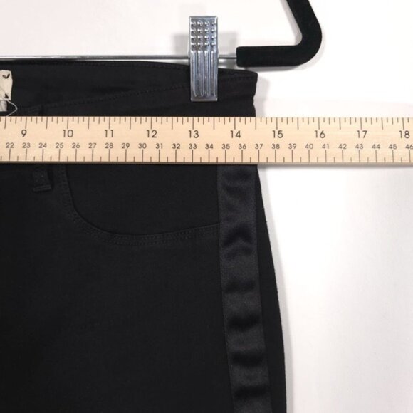 L'AGENCE Women's Pants Jeans Size 29 Satin Tuxedo Coated Black USA🇺🇸MADE - Picture 5 of 13